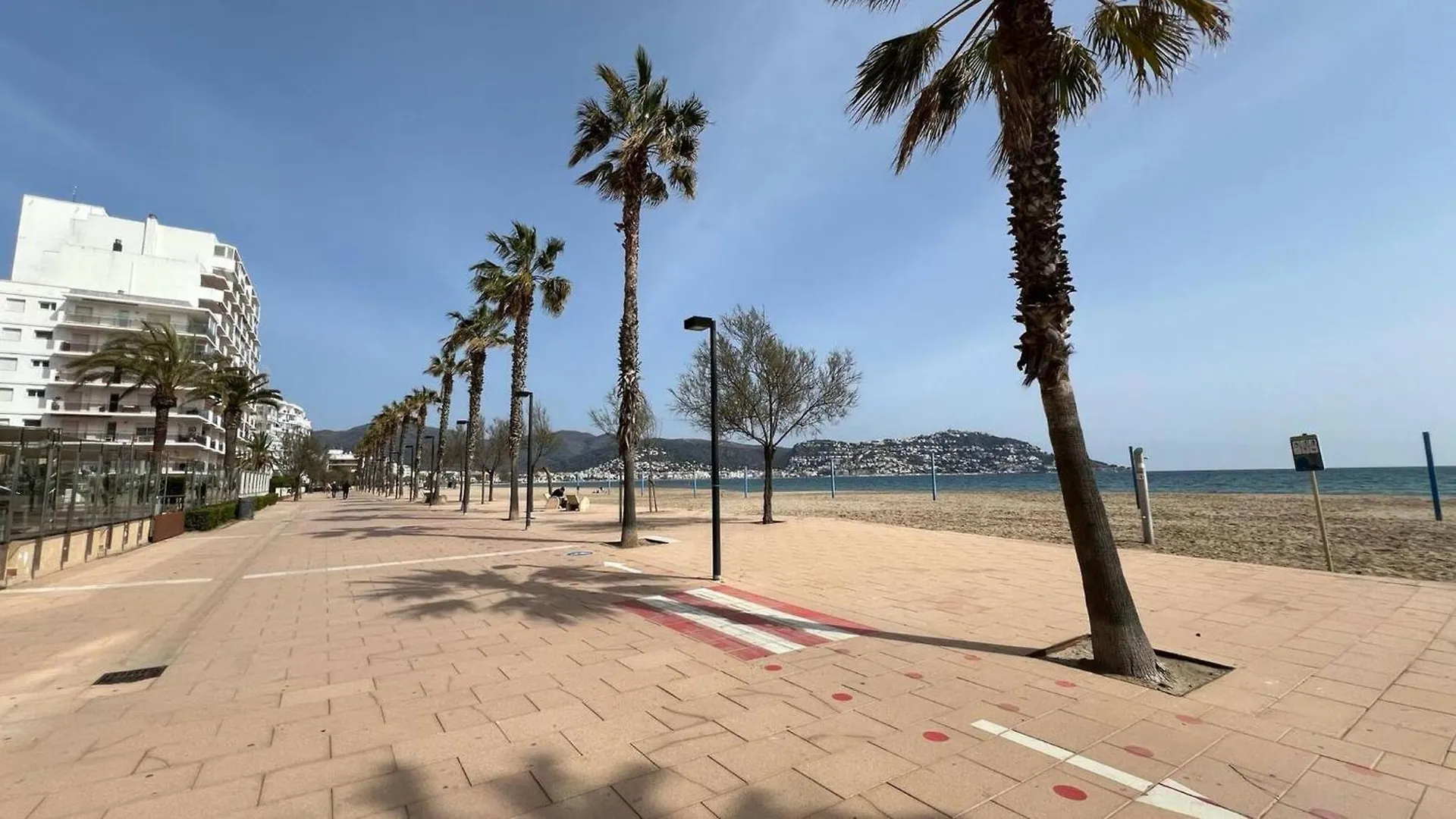 로지즈 Piso Vista Mar Al Lado De Playa Av-19 아파트
