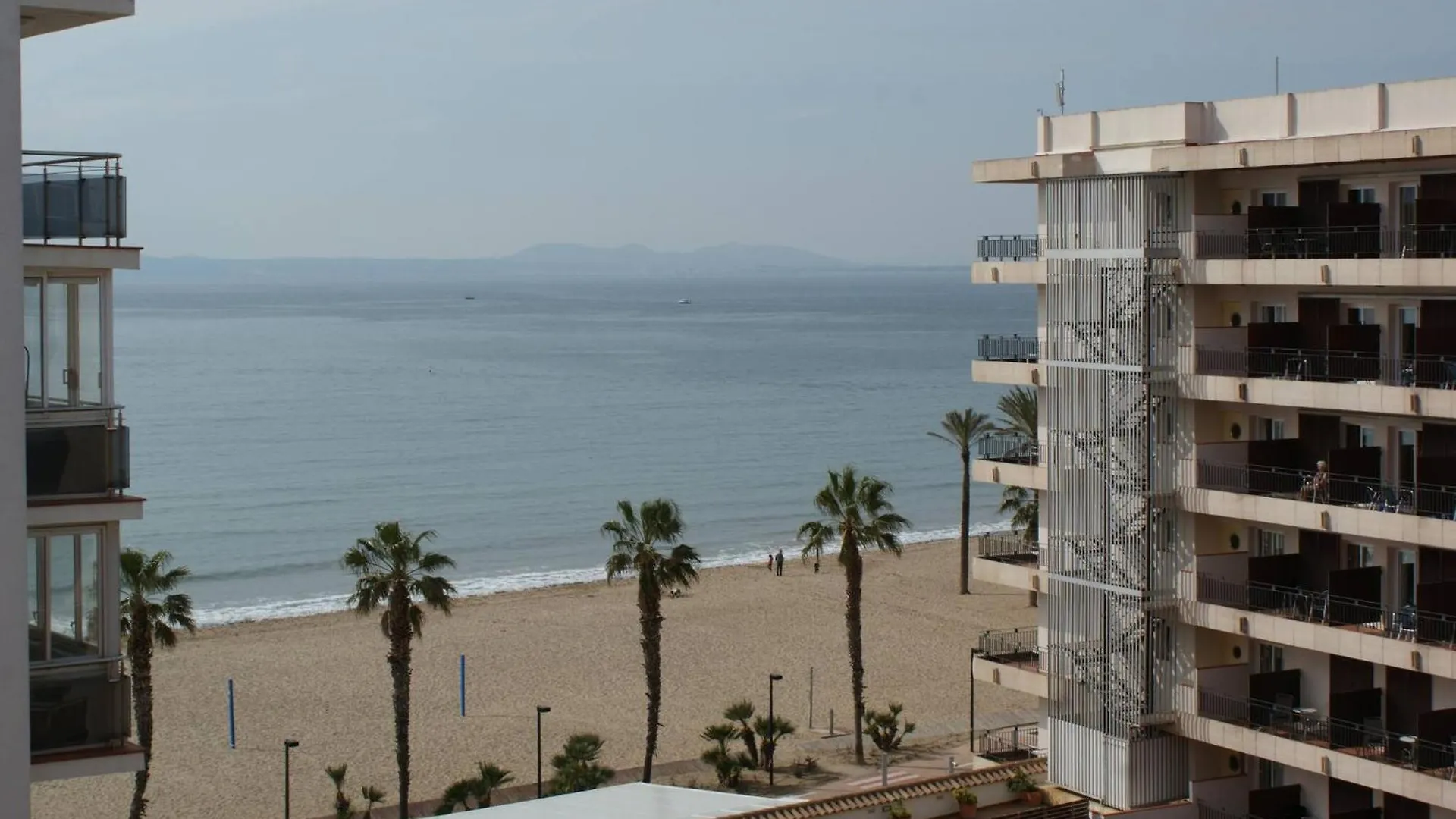 로지즈 Piso Vista Mar Al Lado De Playa Av-19 아파트